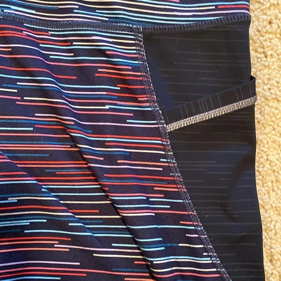 Athleta workout pants - Picture 3 of 7